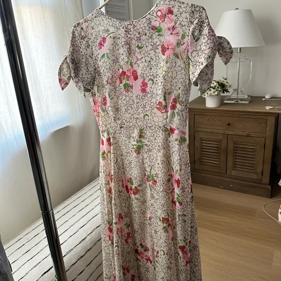 BRAND NEW WITH TAGS- 🌸Zara Trafaluc Collection floral Star dress🌸 - Picture 2 of 3